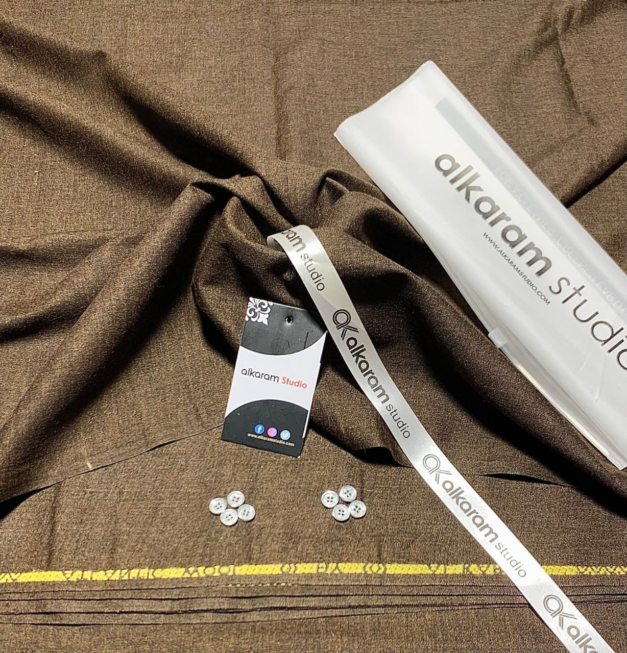 Alkaram Winter Unstitch Premium – Soft Pashmina Wool Fabric AKW 565