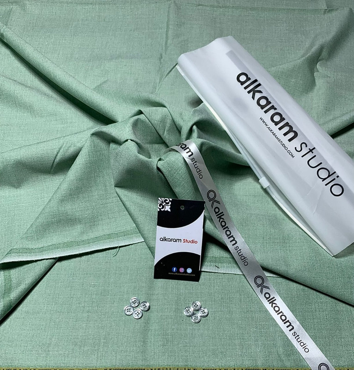 Alkaram Winter Unstitch Premium – Soft Pashmina Wool Fabric AKW 570